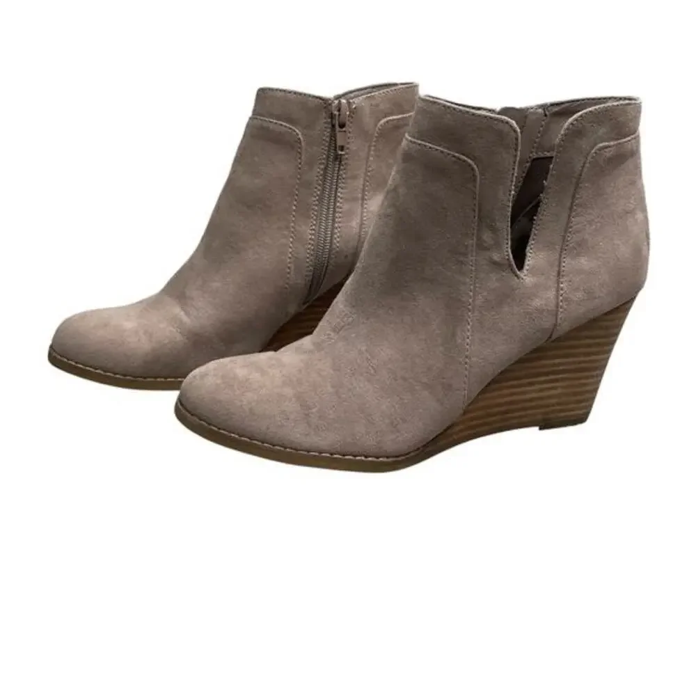 Steve‎ Madden Wedge Ankle Booties Suede Round Toe Side Zip Tan Size 7 Country